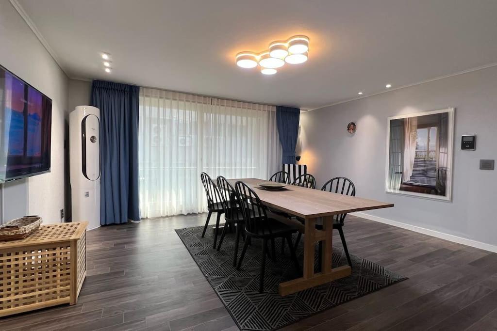 Hongdae 3Bedroom Apartment #14 Сеул Экстерьер фото