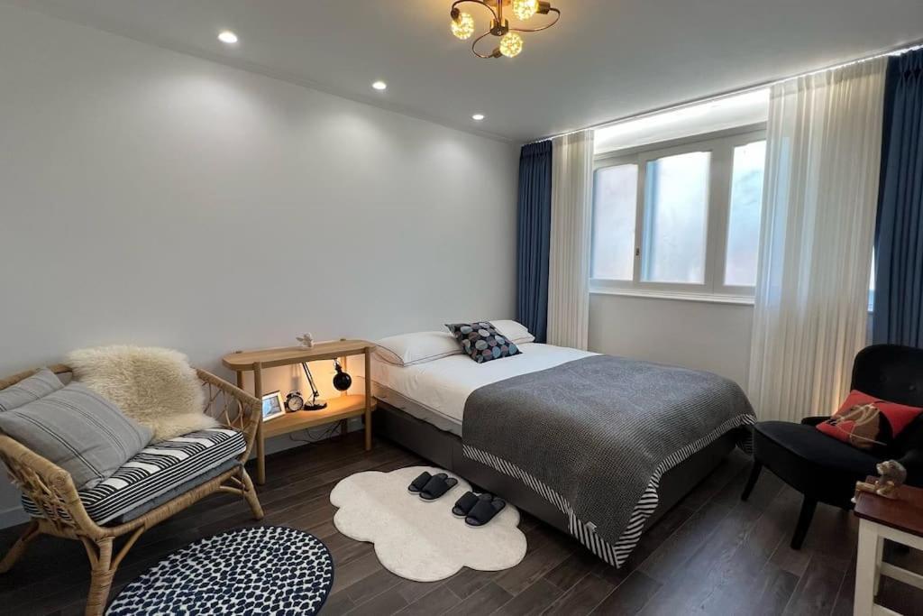 Hongdae 3Bedroom Apartment #14 Сеул Экстерьер фото
